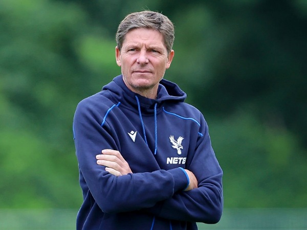 Oliver Glasner Bantah Rumor Raheem Sterling ke Crystal Palace